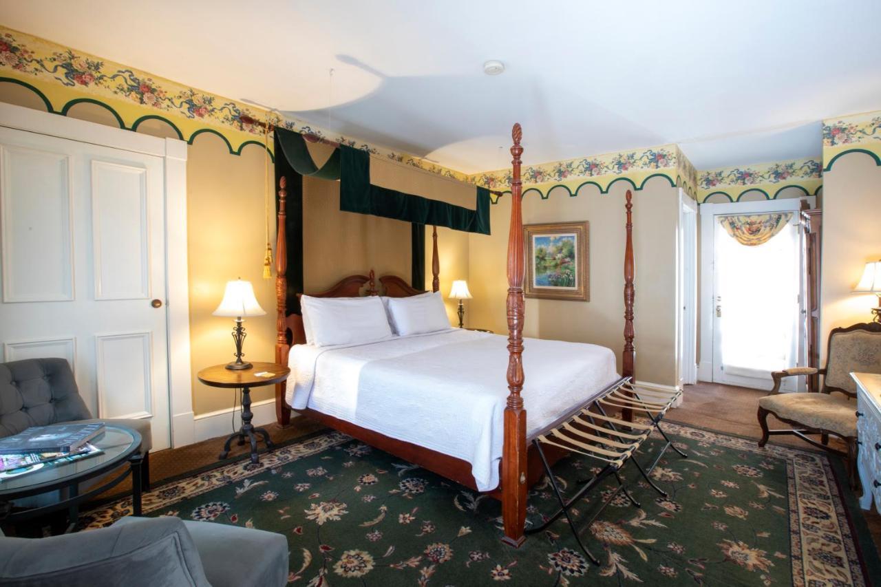 Frühstückspension Foley House 4*