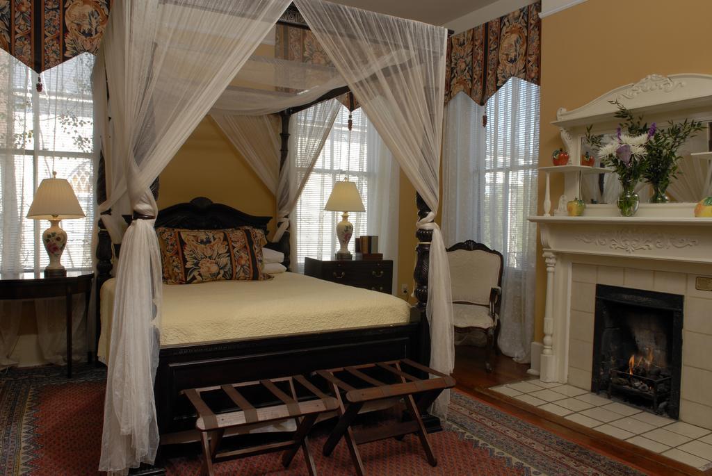 Frühstückspension Foley House 4*